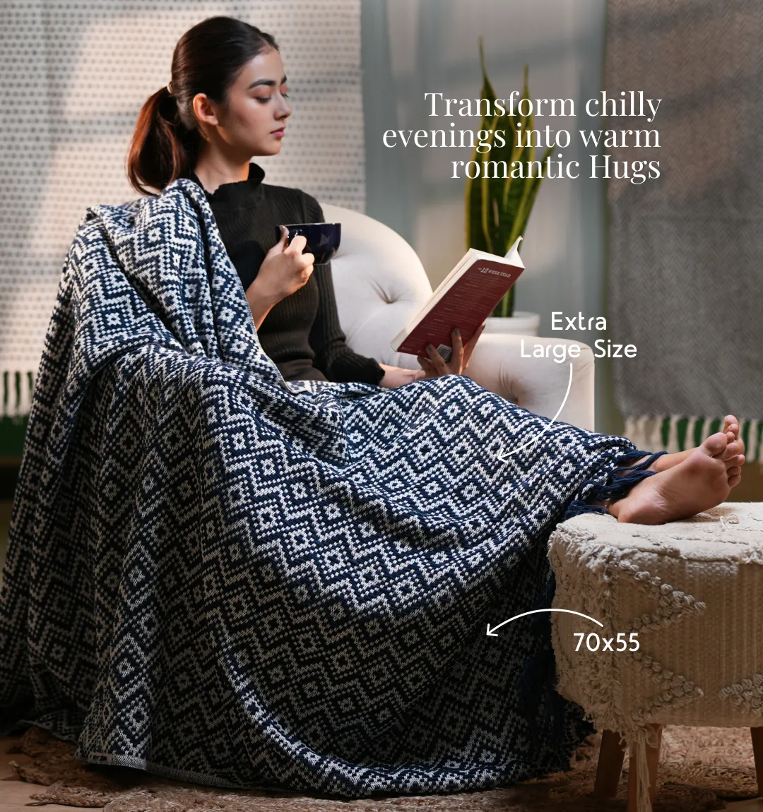 Cloudy Sofa Blanket - Navy Vanilla Lattice - Image 4